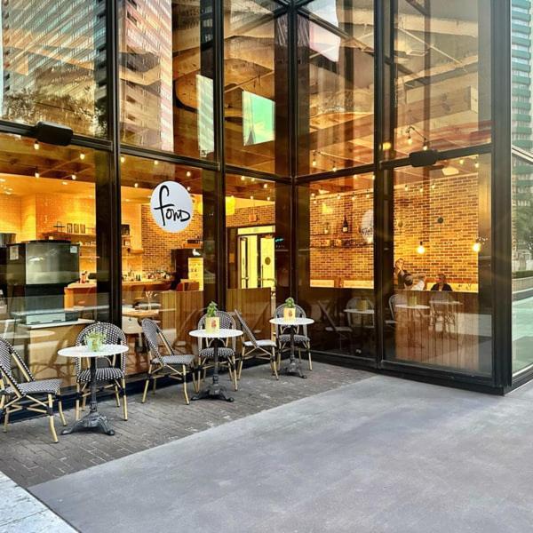 Mint House Dallas - Downtown Exterior photo